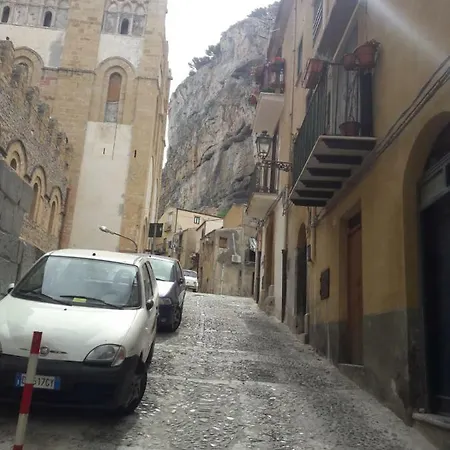 Lägenhet Balcone Delle Mura *